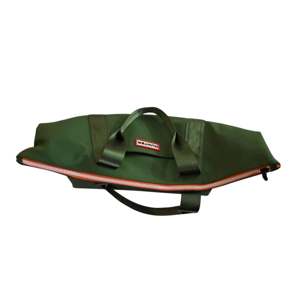 Hunter for Target Green Oversized Zipper Overnight Tote Bag Carryon‎